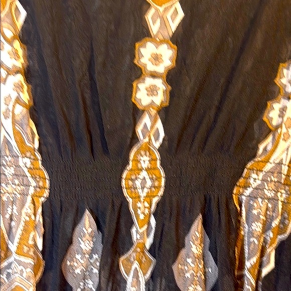 INC International Concepts Black and Tan Dolman Sleeve Blouse - Picture 7 of 8